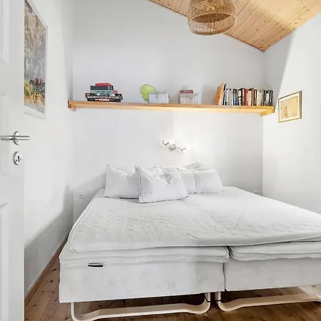 Hébergement de vacances Two-bedroom In